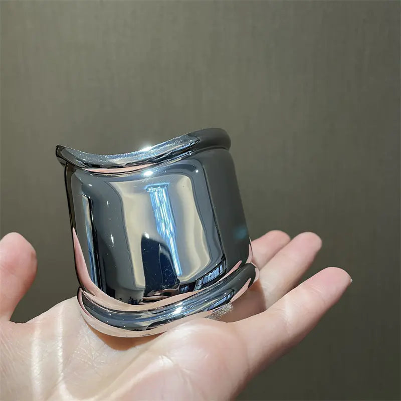 Modern Wave Alloy Bracelet